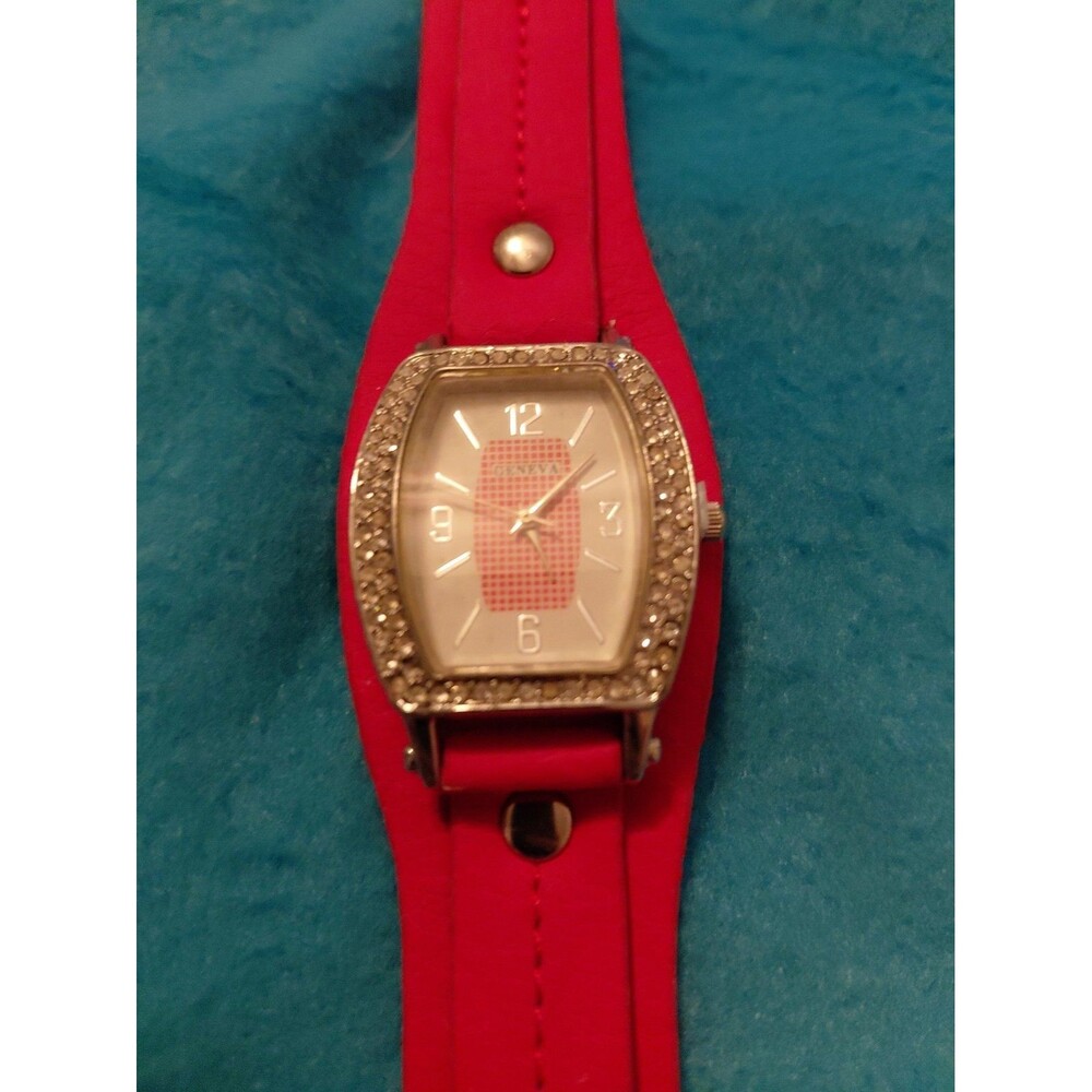 New Geneva double Band Red Leather With White And Red Checkered Face With...